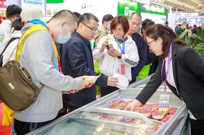 亮相中国国际肉类工业展览会 金锣“一站式家庭家庭肉制品解决方案”获好评